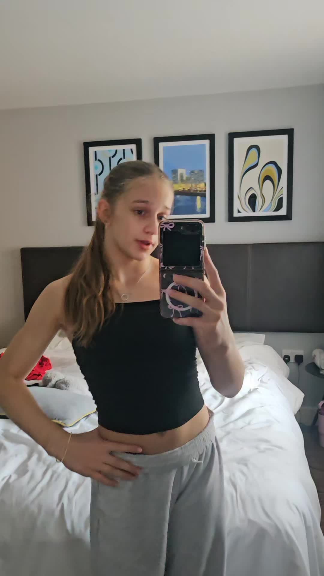 @Helena 🫀🤸🏼♀️
