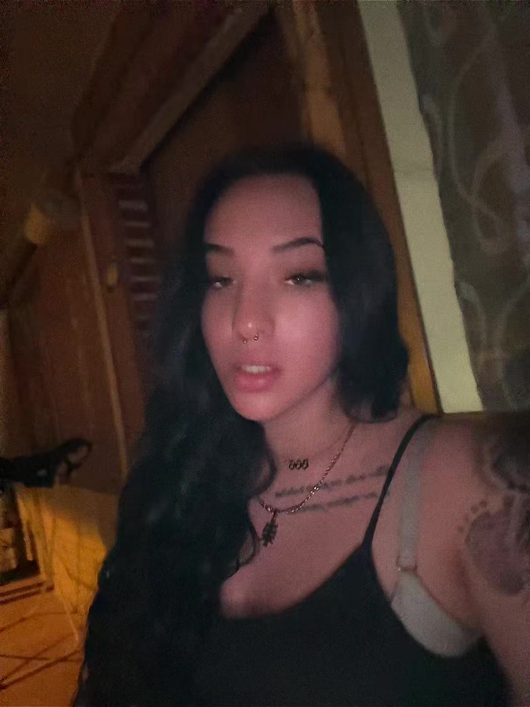 @𝕲𝖌 𝖇𝖗𝖆𝖙𝖟✨💋