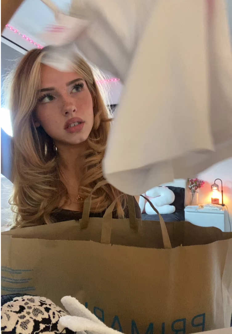 @𝙹𝚞𝚕𝚎𝚜 𝚁𝚑𝚘𝚍𝚎𝚜🦢