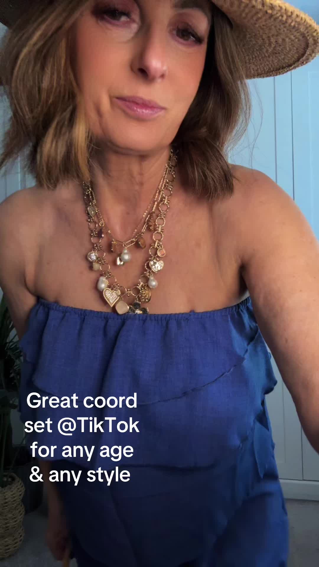 @Dressing with Dolly