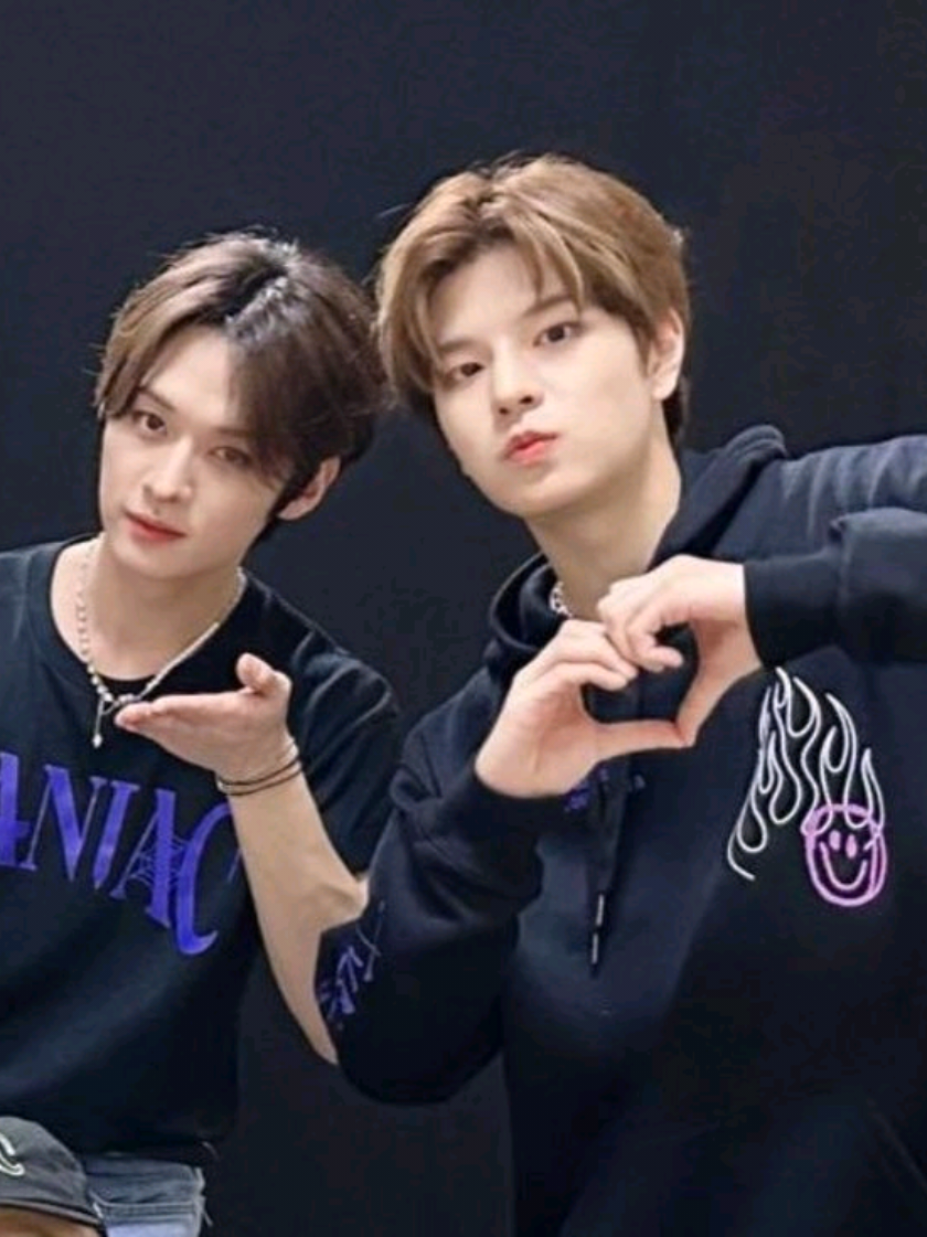 @𝟐𝐦𝐢𝐧𝐩𝐚𝐫𝐚𝐭𝐨𝐫😝