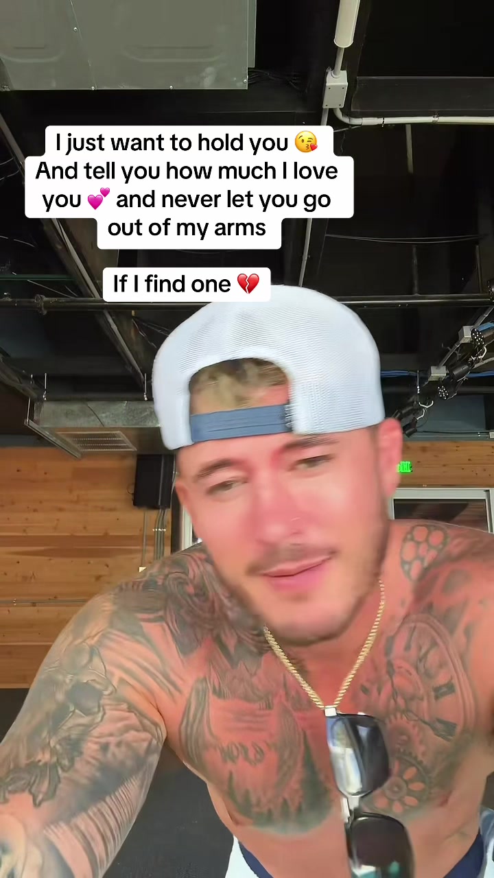 @Clint Wright 🇺🇸