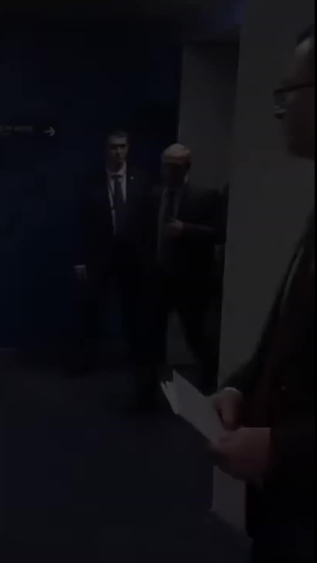 @𝐂𝐑𝐄𝐌𝐀𝐓𝐎𝐗
