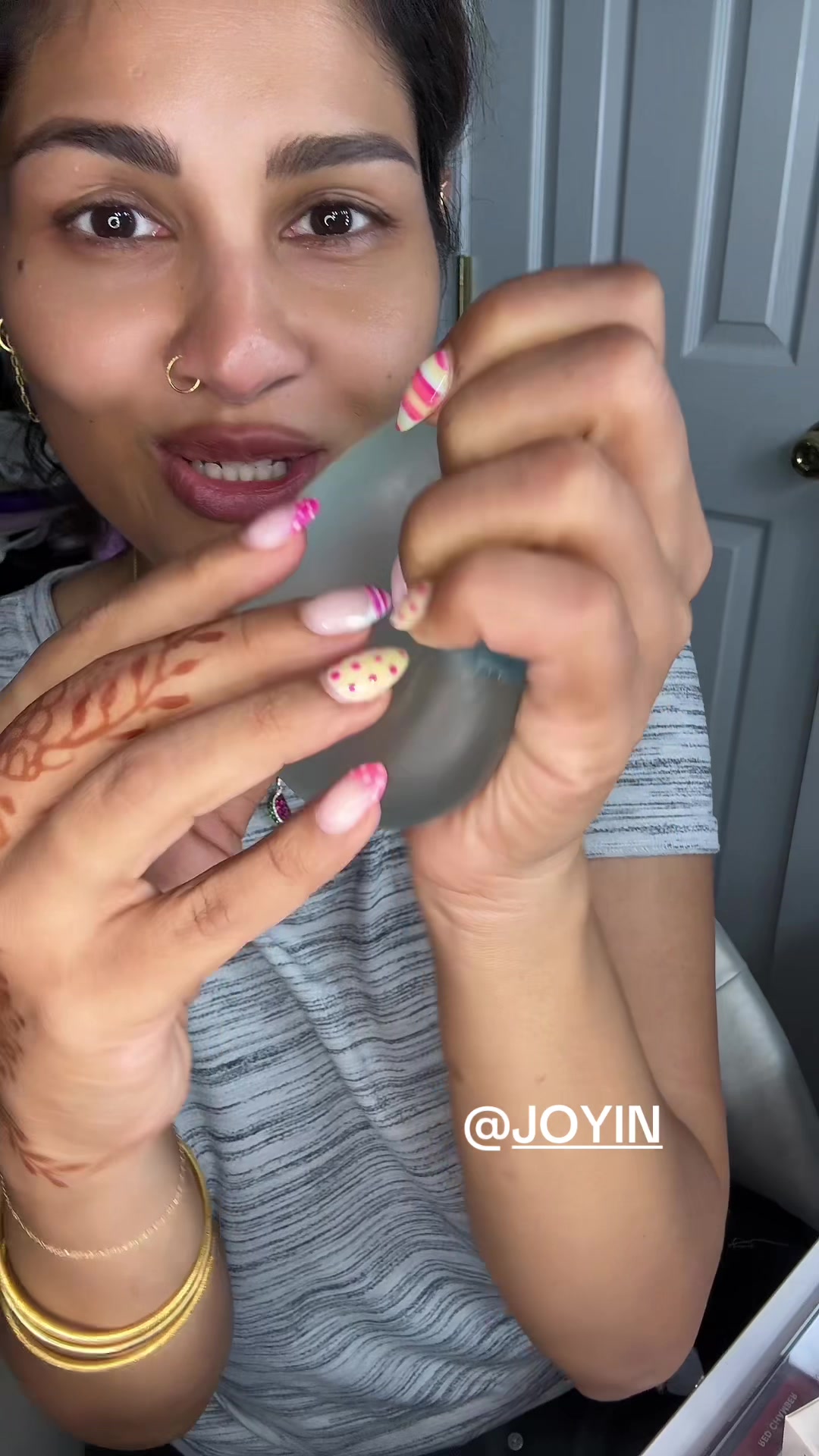 @MakeupLaveena