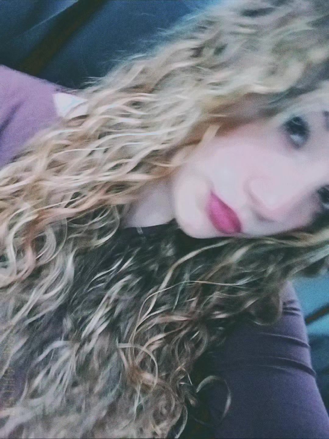@𝓑𝓵𝓾𝓮𝓮