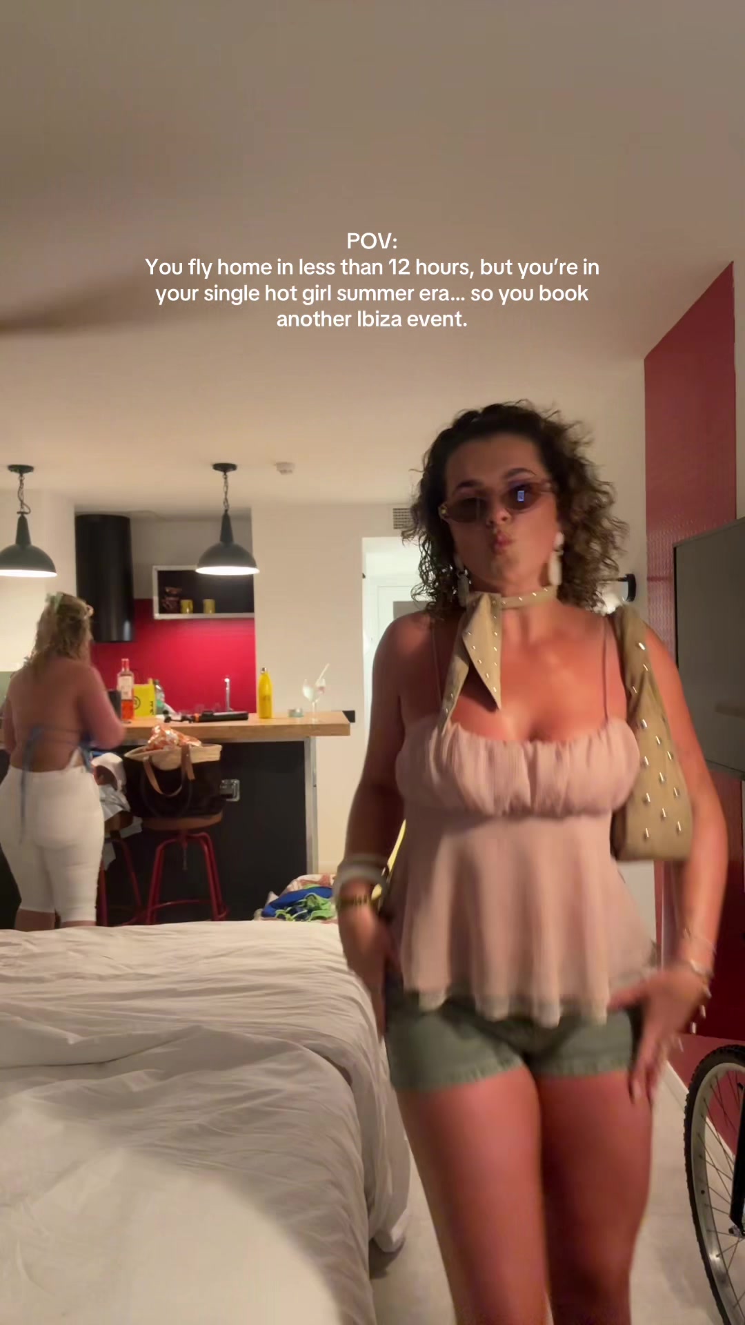 @elbuckles