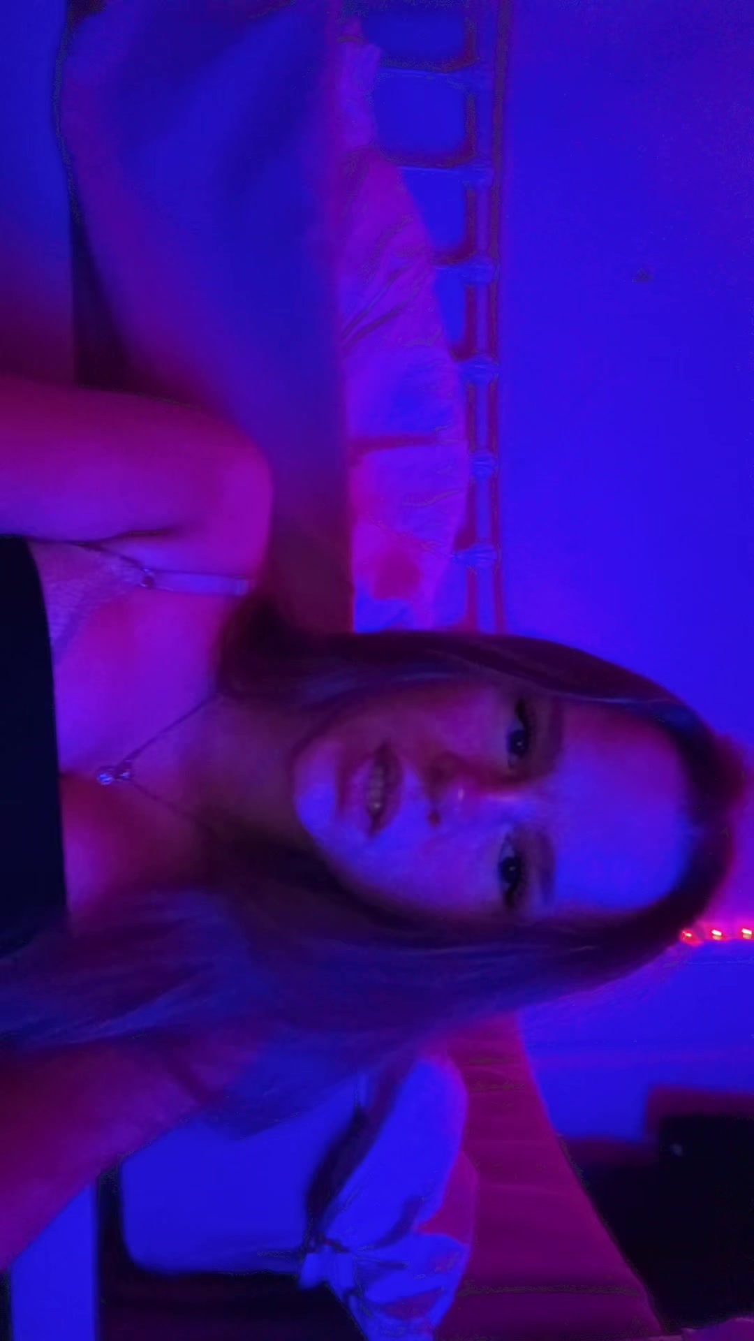 @ℰ𝓂𝒾💍🐣