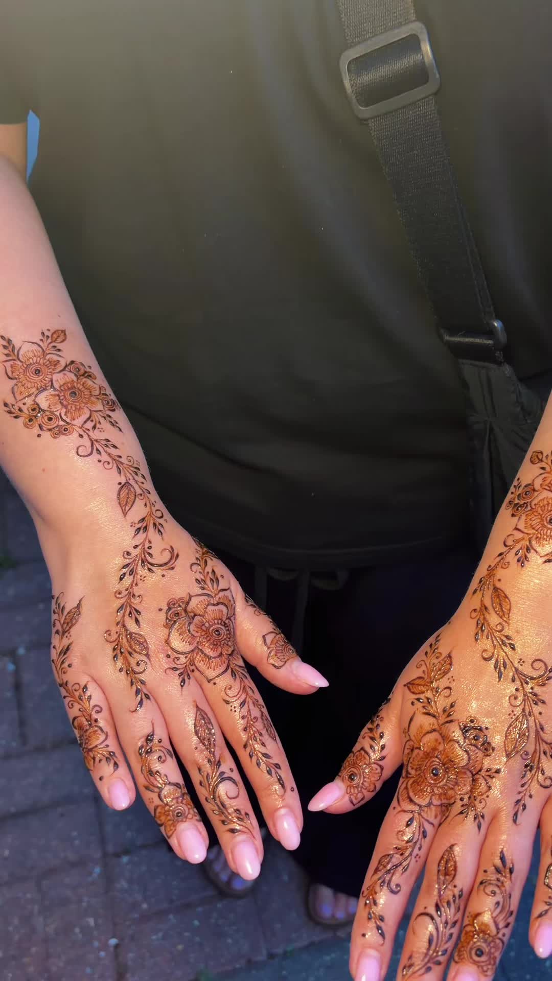 @ਈਸ਼ Mehndi