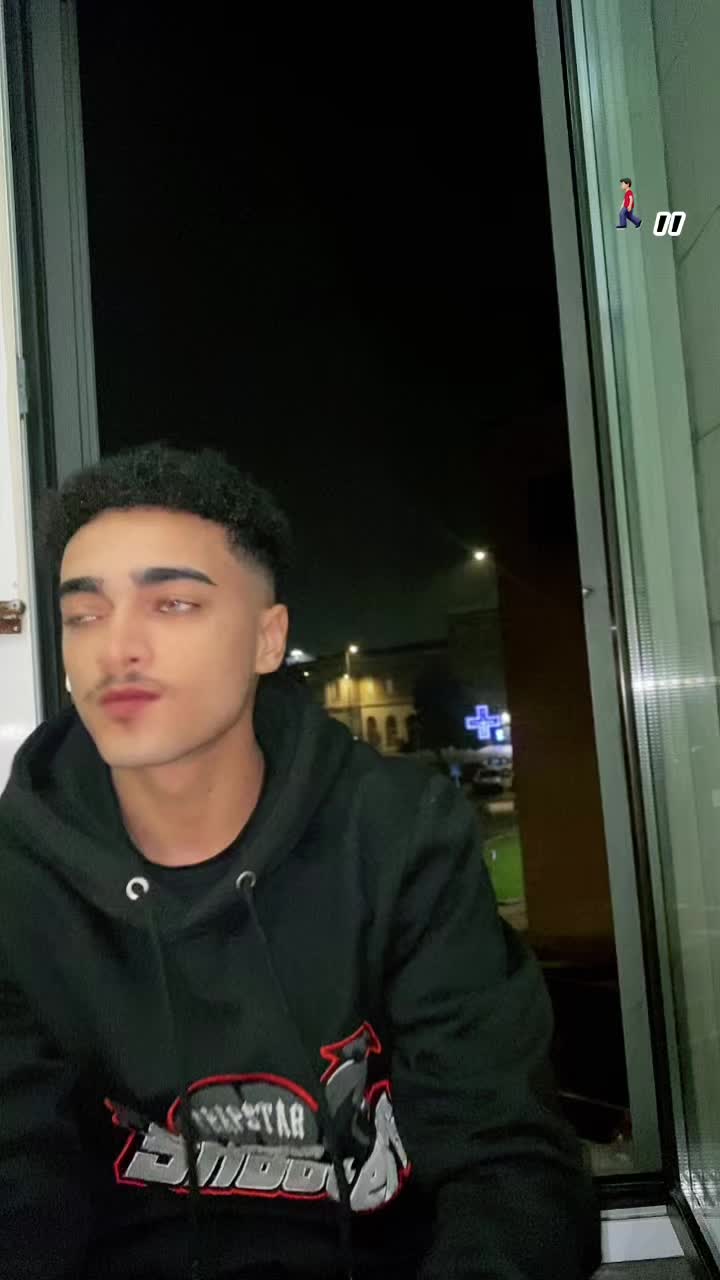 @mohamed 🕊️🖤