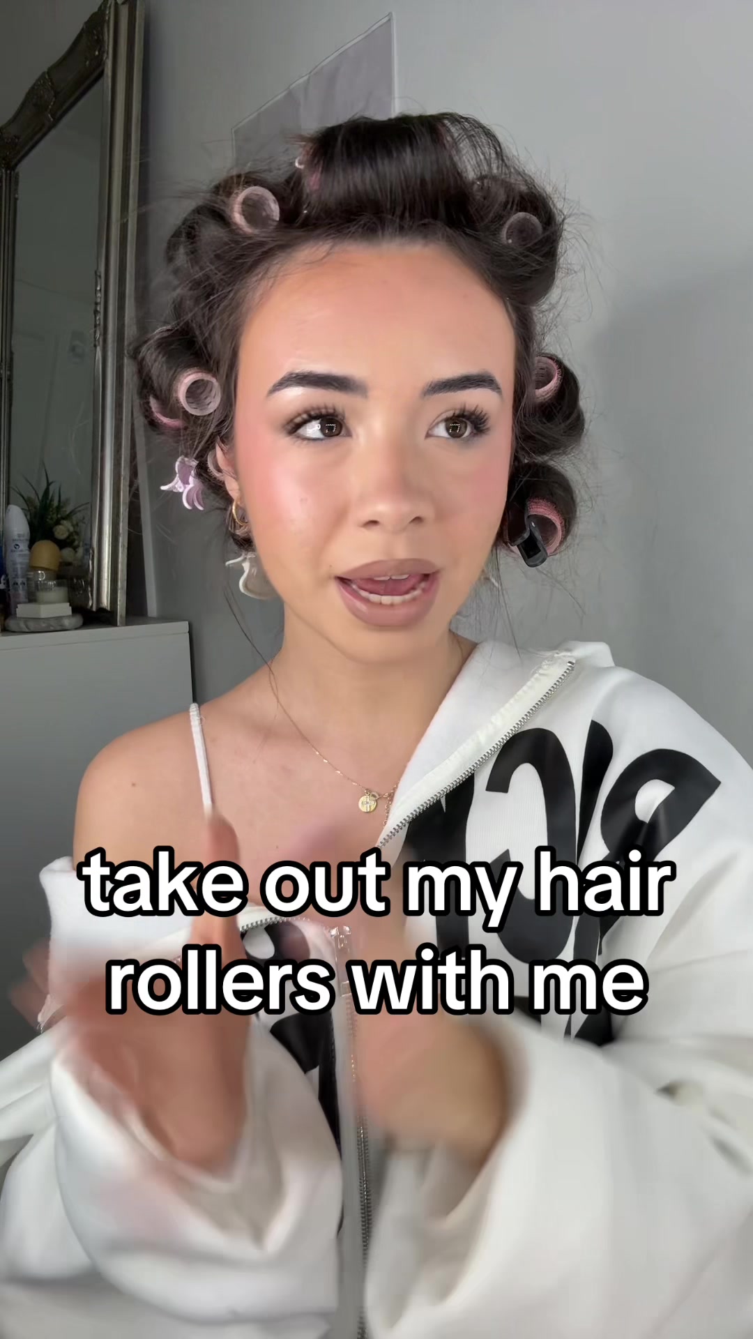 @LUCIANA ROSE