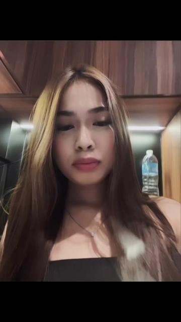 @nicole