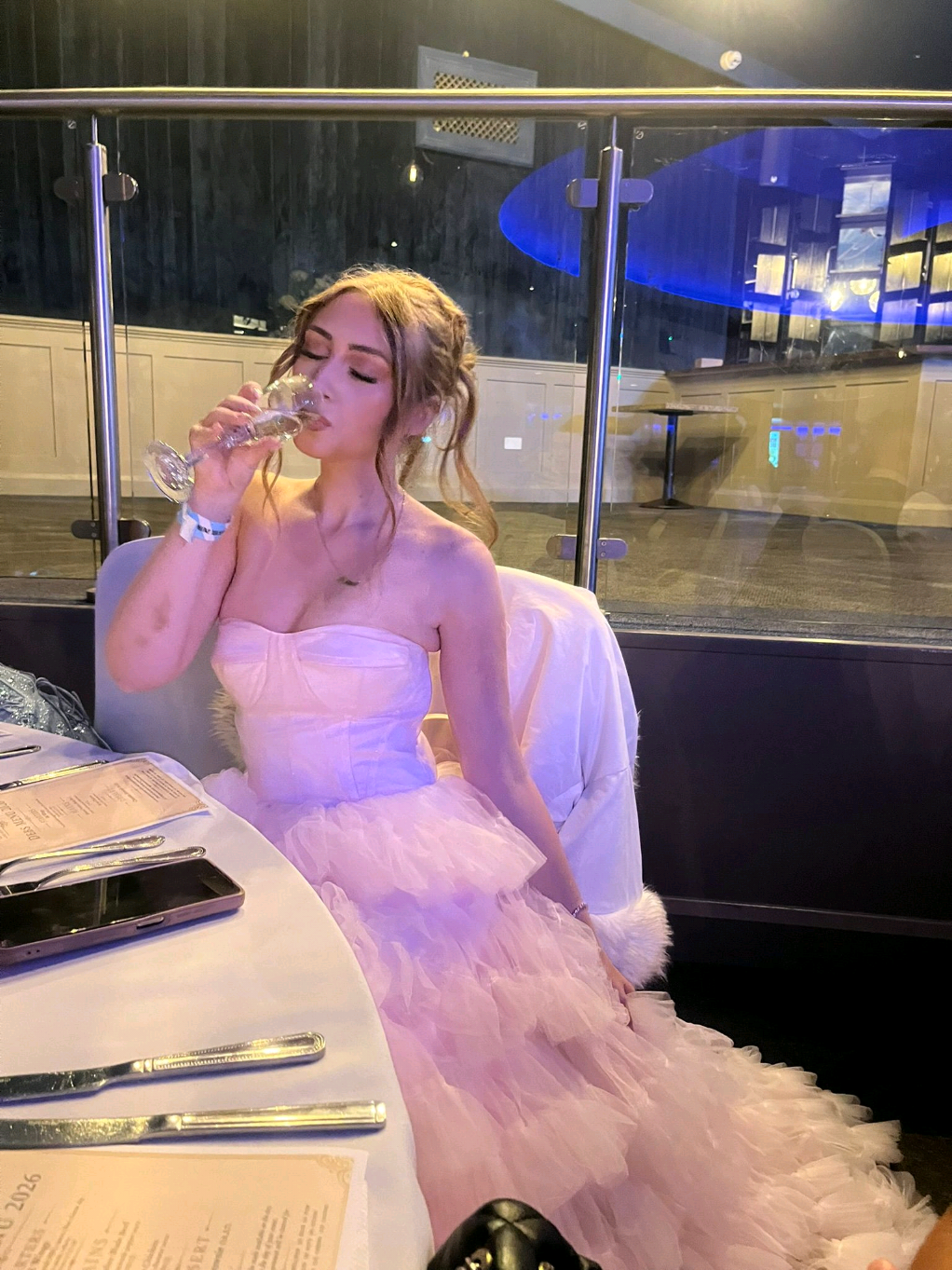 @𝒜 🪽
