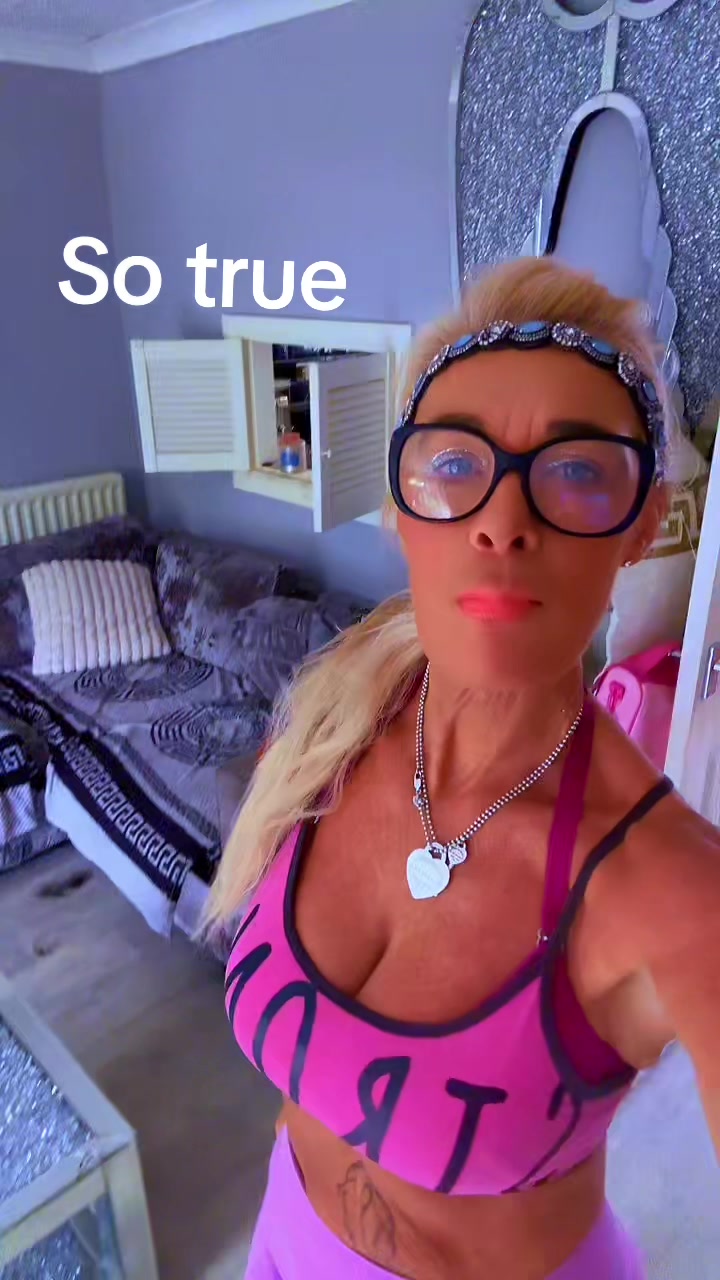 @amanda Roberts