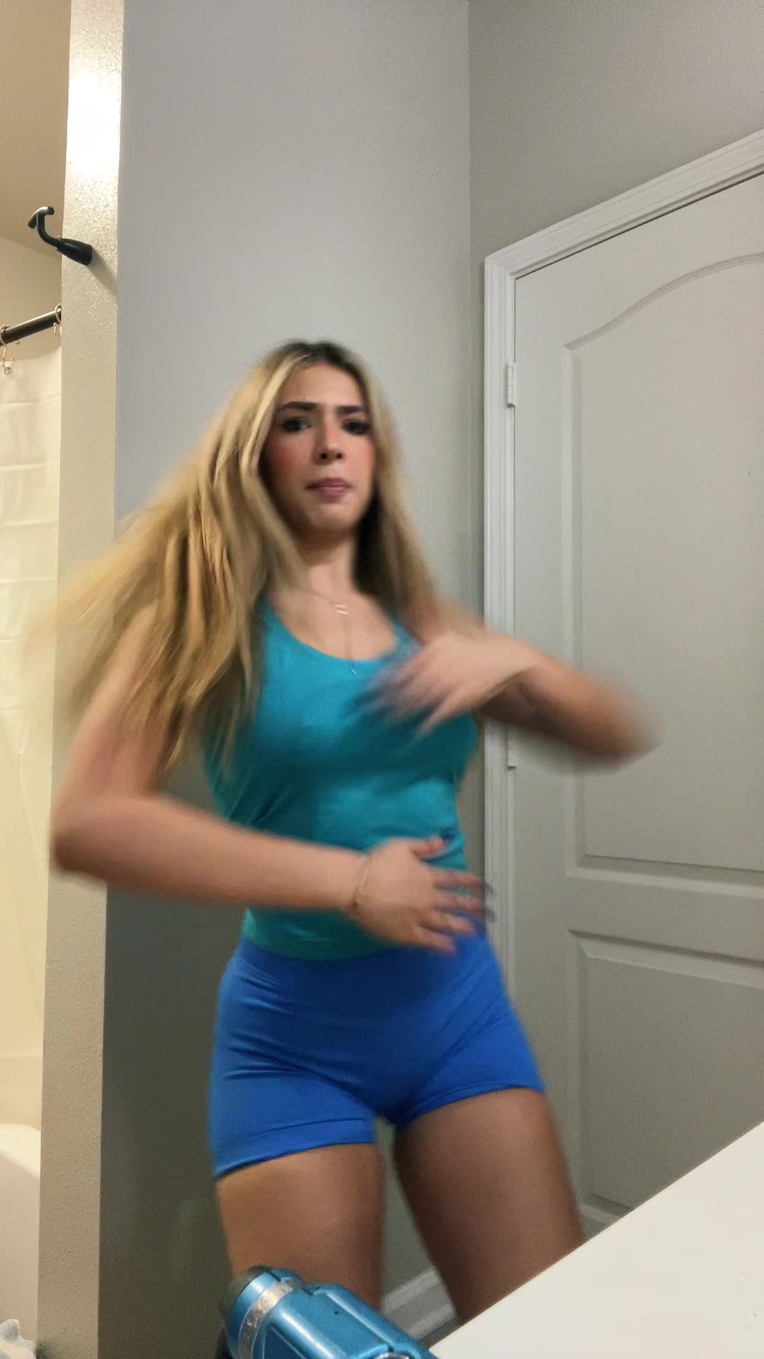 @Lala Lupcy