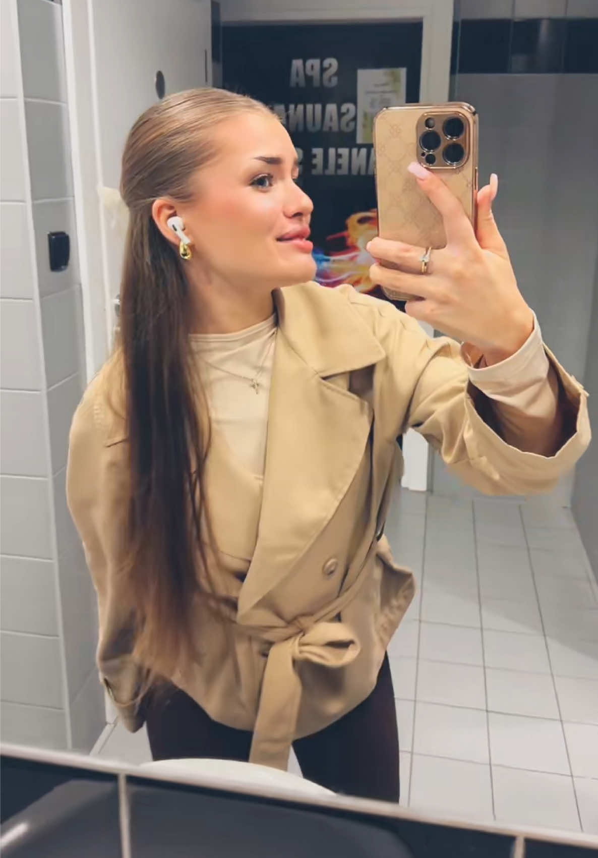 @Yuliia Hodunko