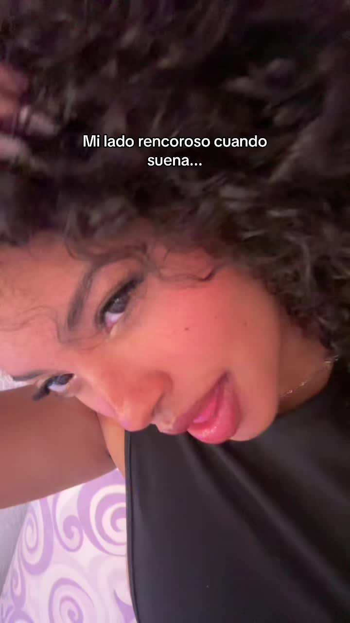 @Jeniss
