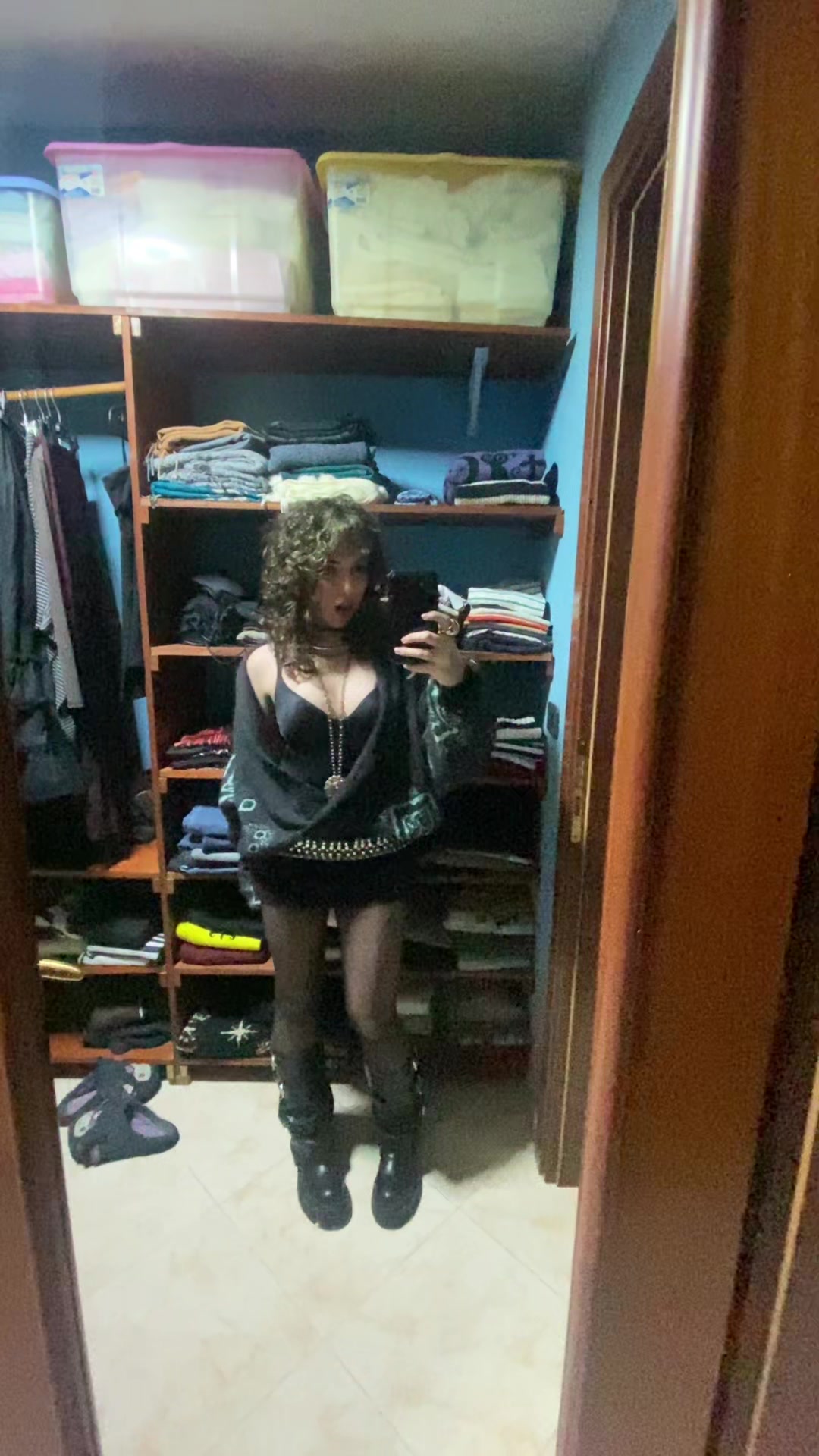 @angela