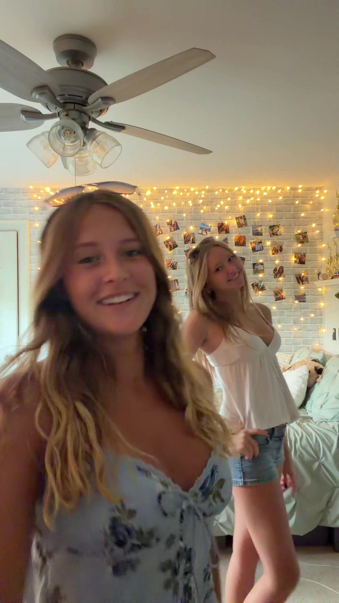 @Lylah_Metz