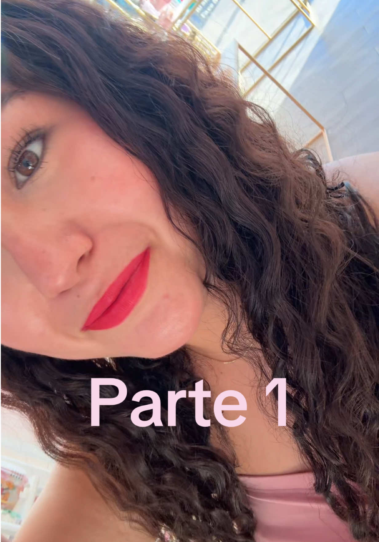 @AlexandraDeLuna_