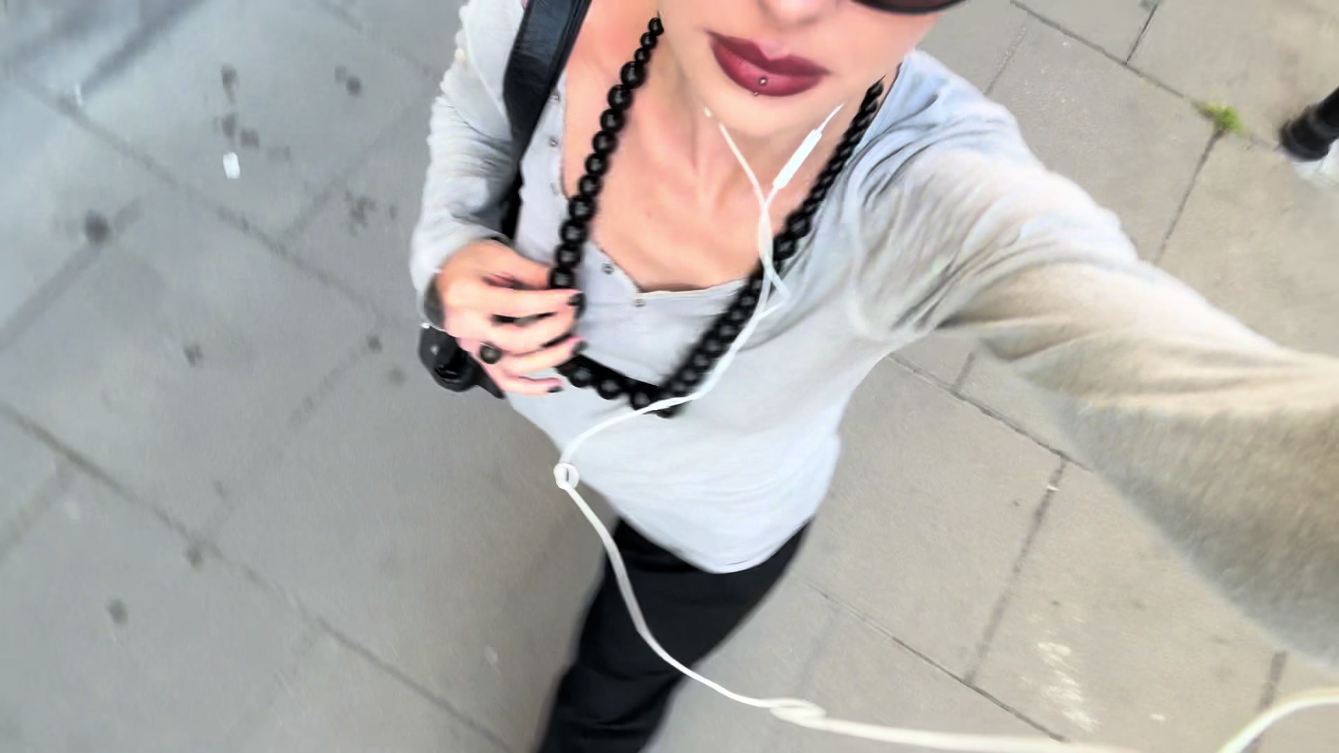 @karolina