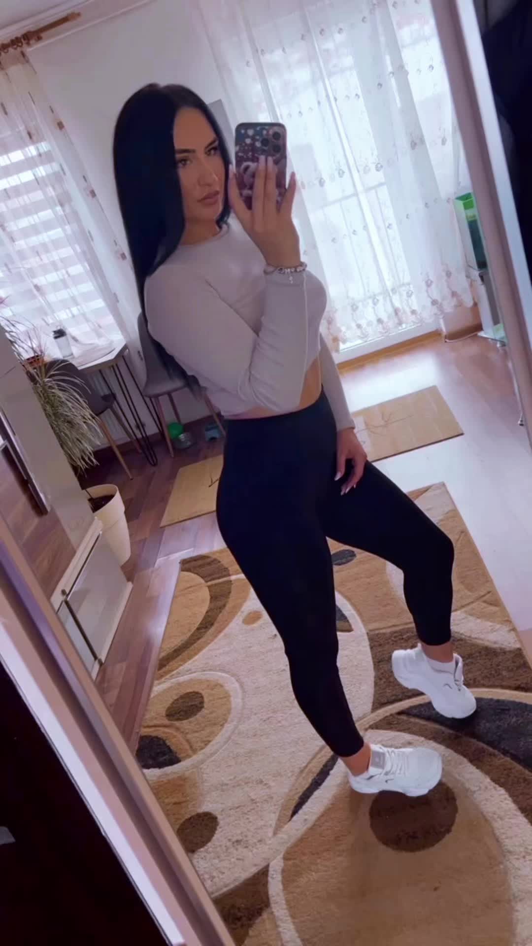 @D I A  N A