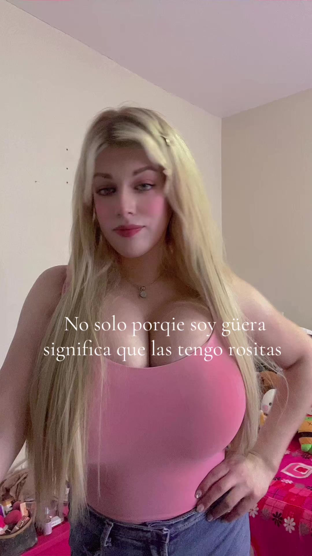 @Valeria Rose
