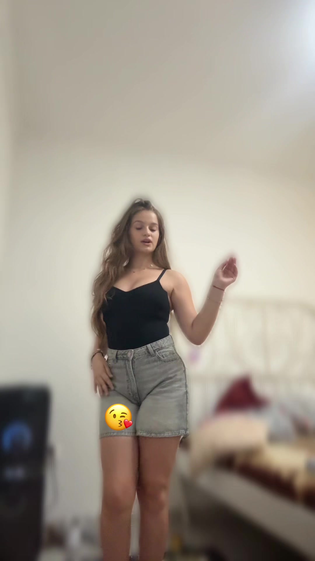 @𝑳𝒐𝒓𝒆𝒏 🤍