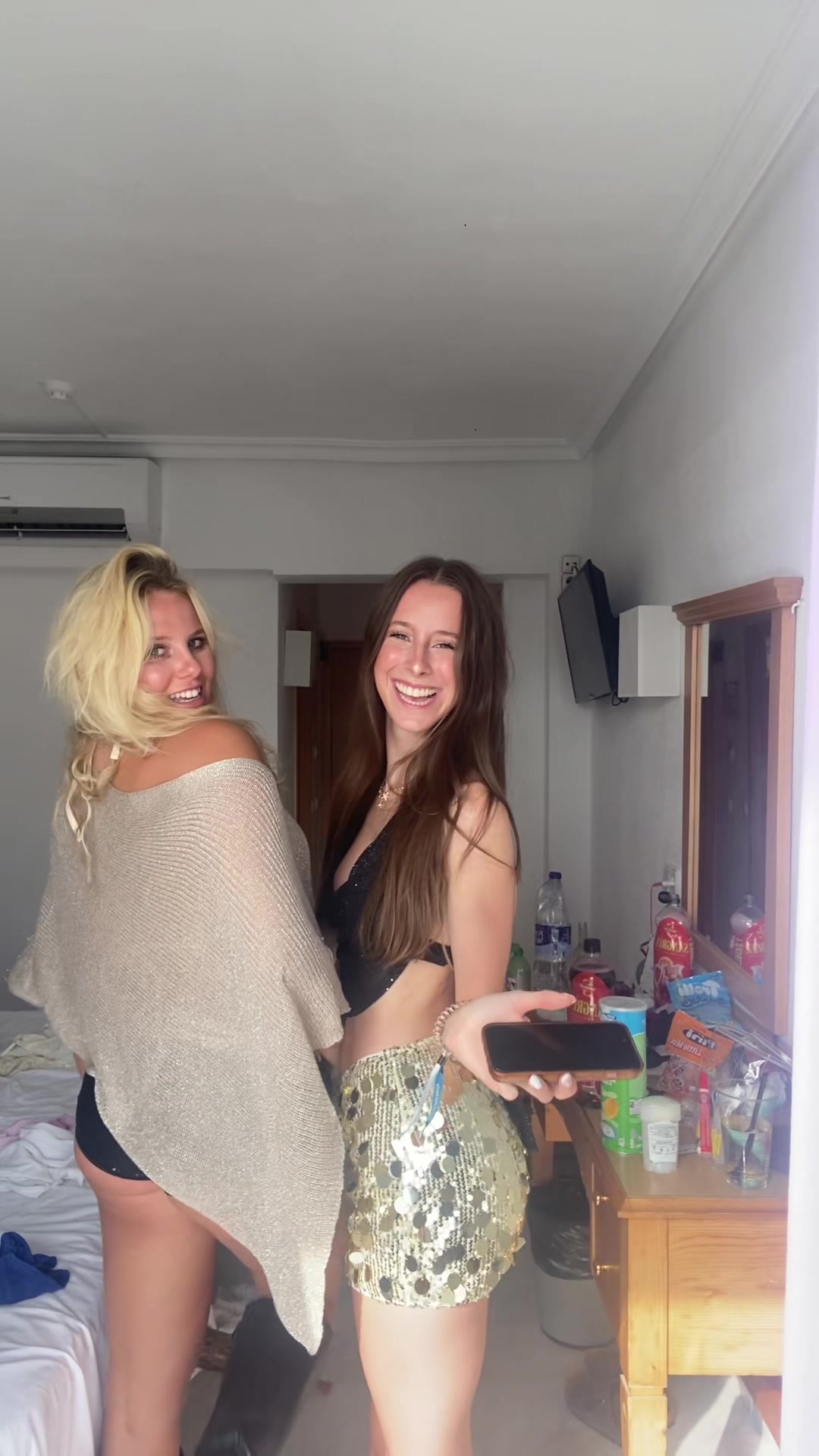 @julyauerr