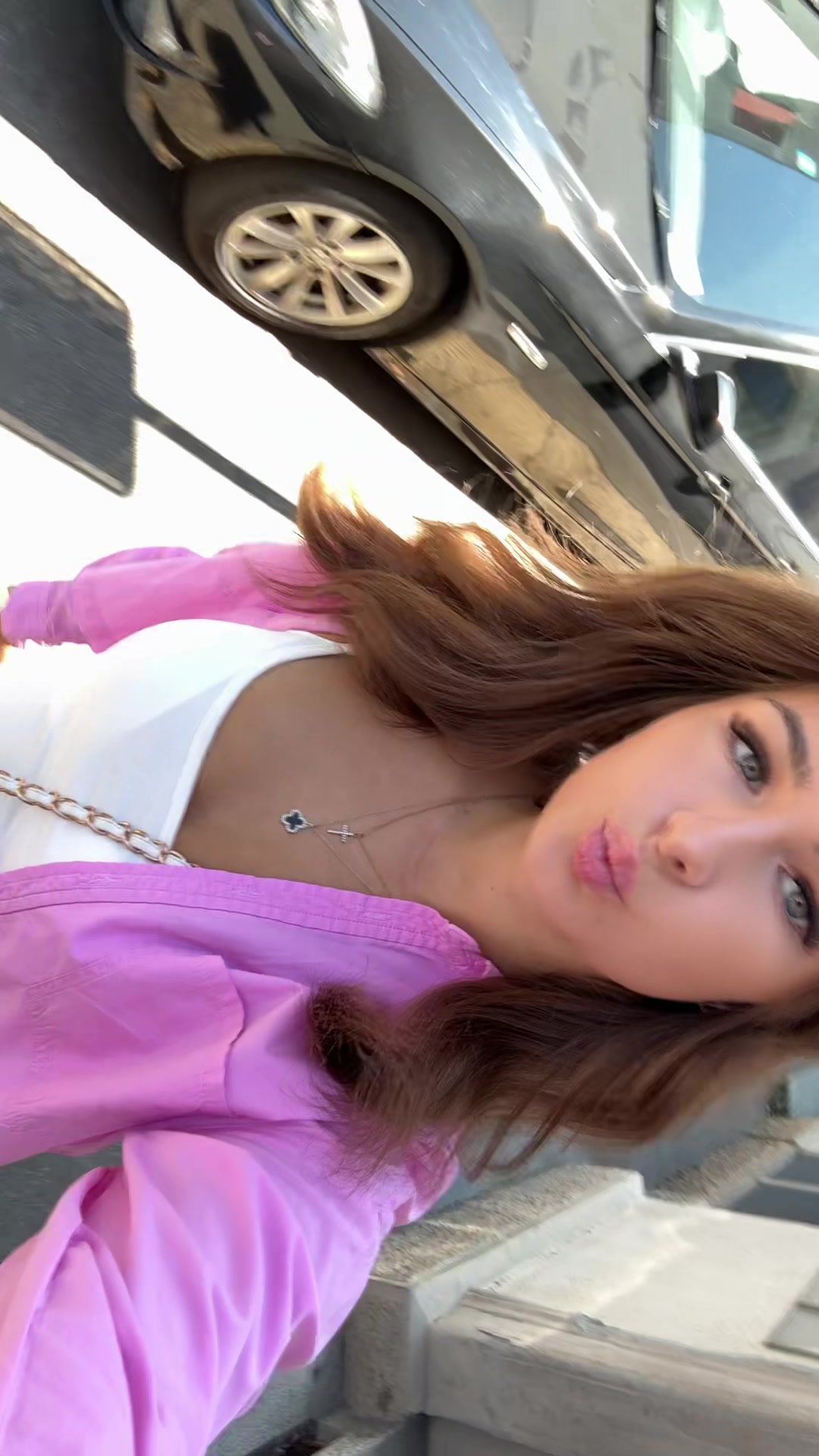 @minela