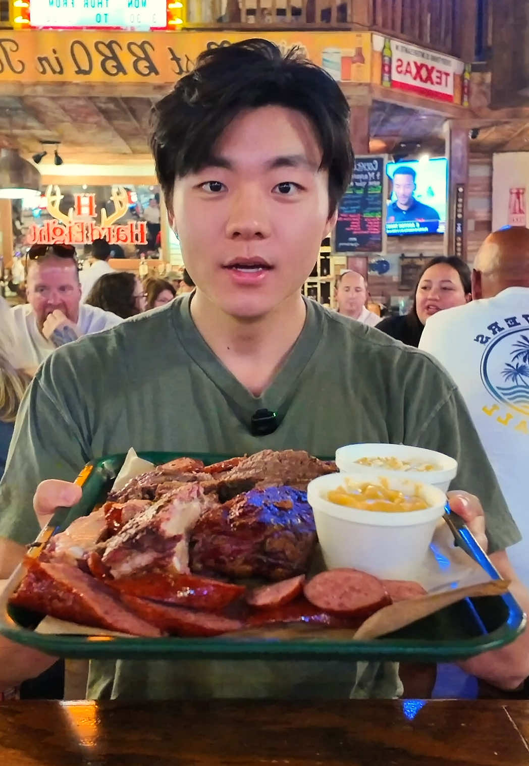 @thebigbackkyle