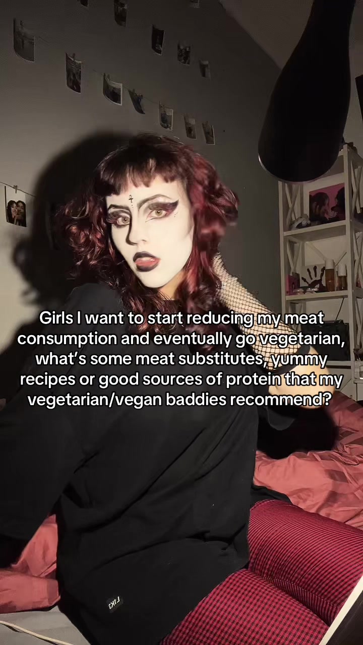 @thatgirlobsessedwithcats