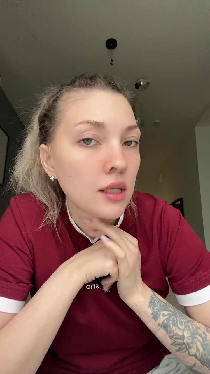 @ЖИЗНЬ ИСПЫТЫВАЕТ