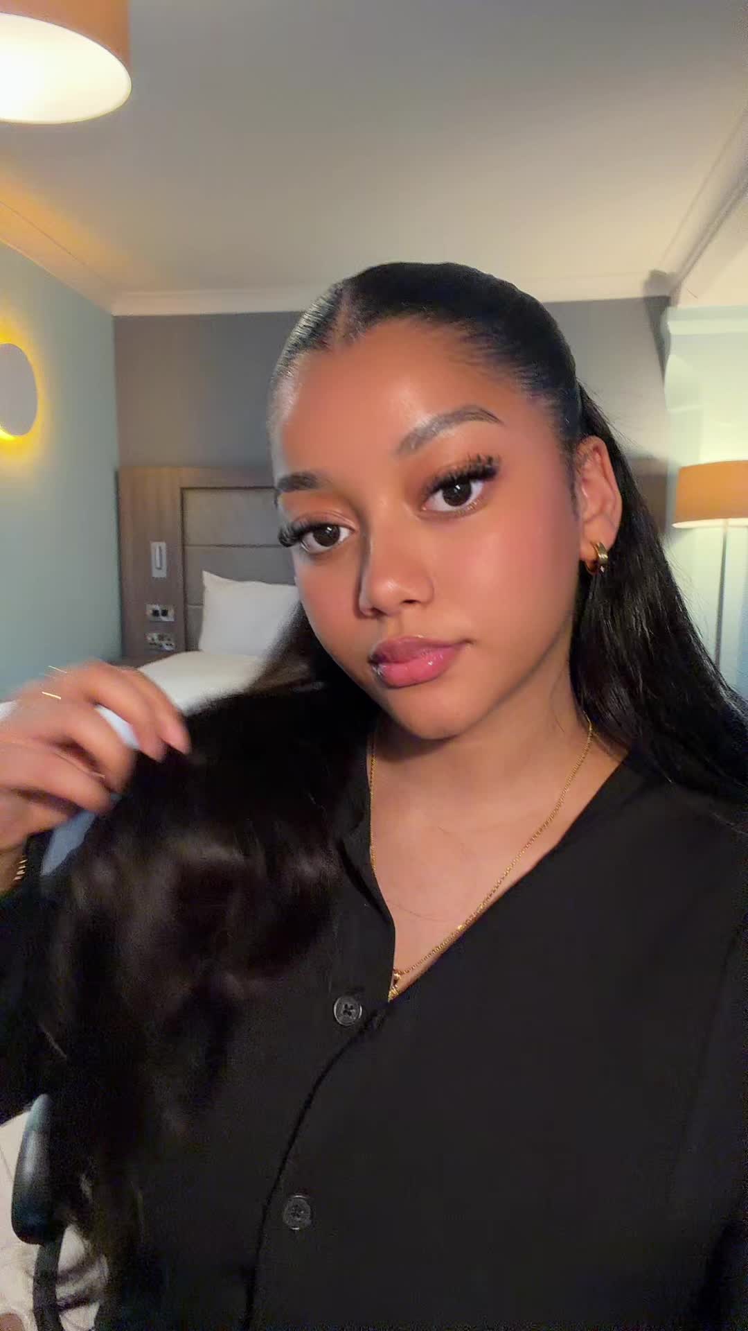 @missuzuri