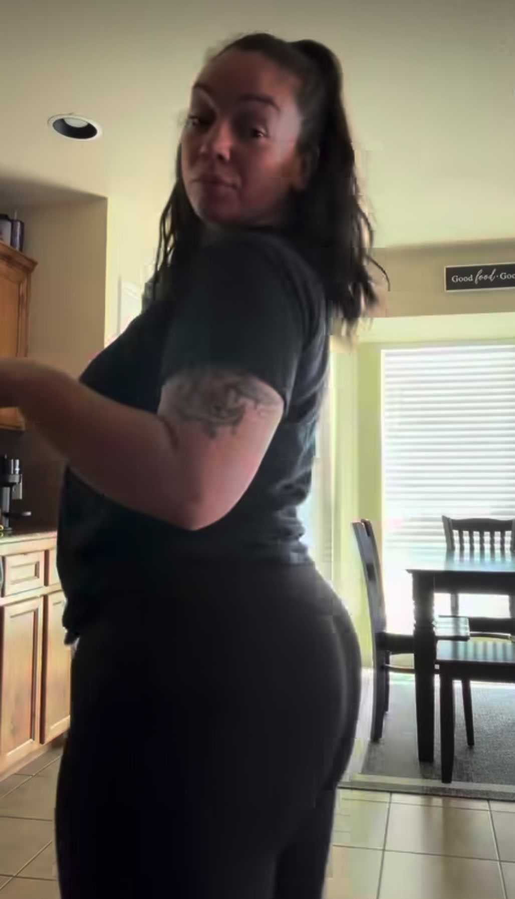 @🍑 Scarlett Arii 🍑