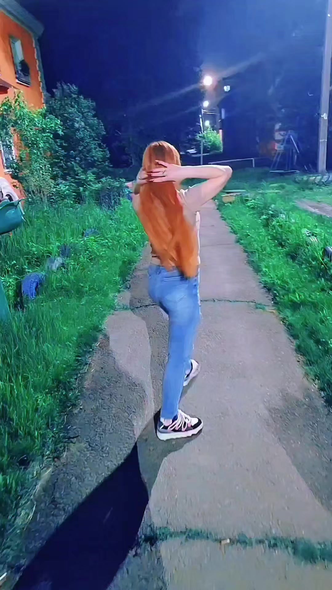 @Елена