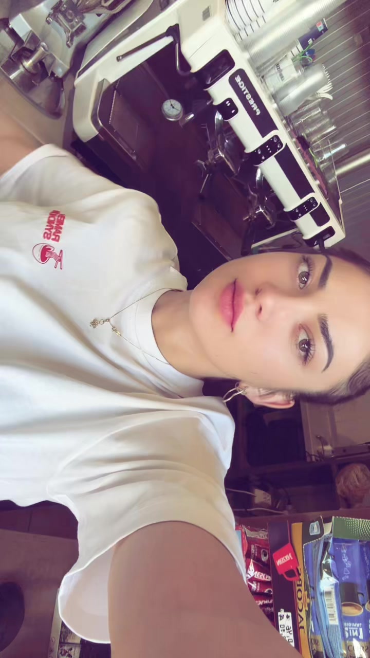 @Mikkaela Kamburova