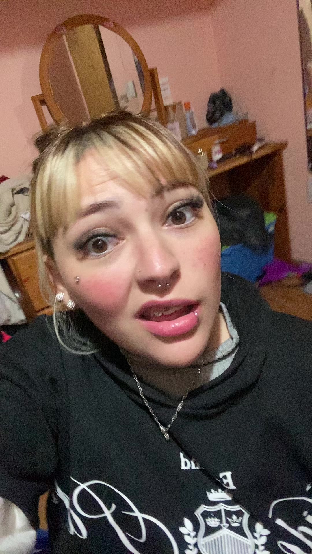 @User777