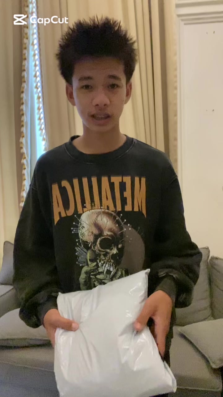 @KORNG KORNG):