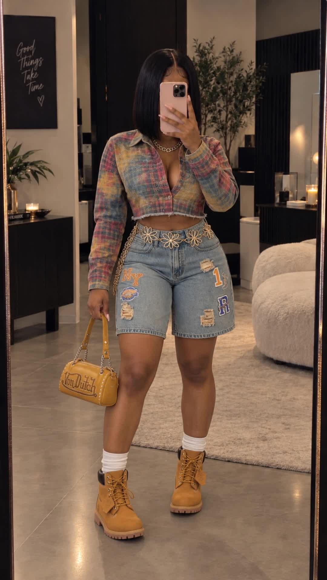 @TheeGiamonet