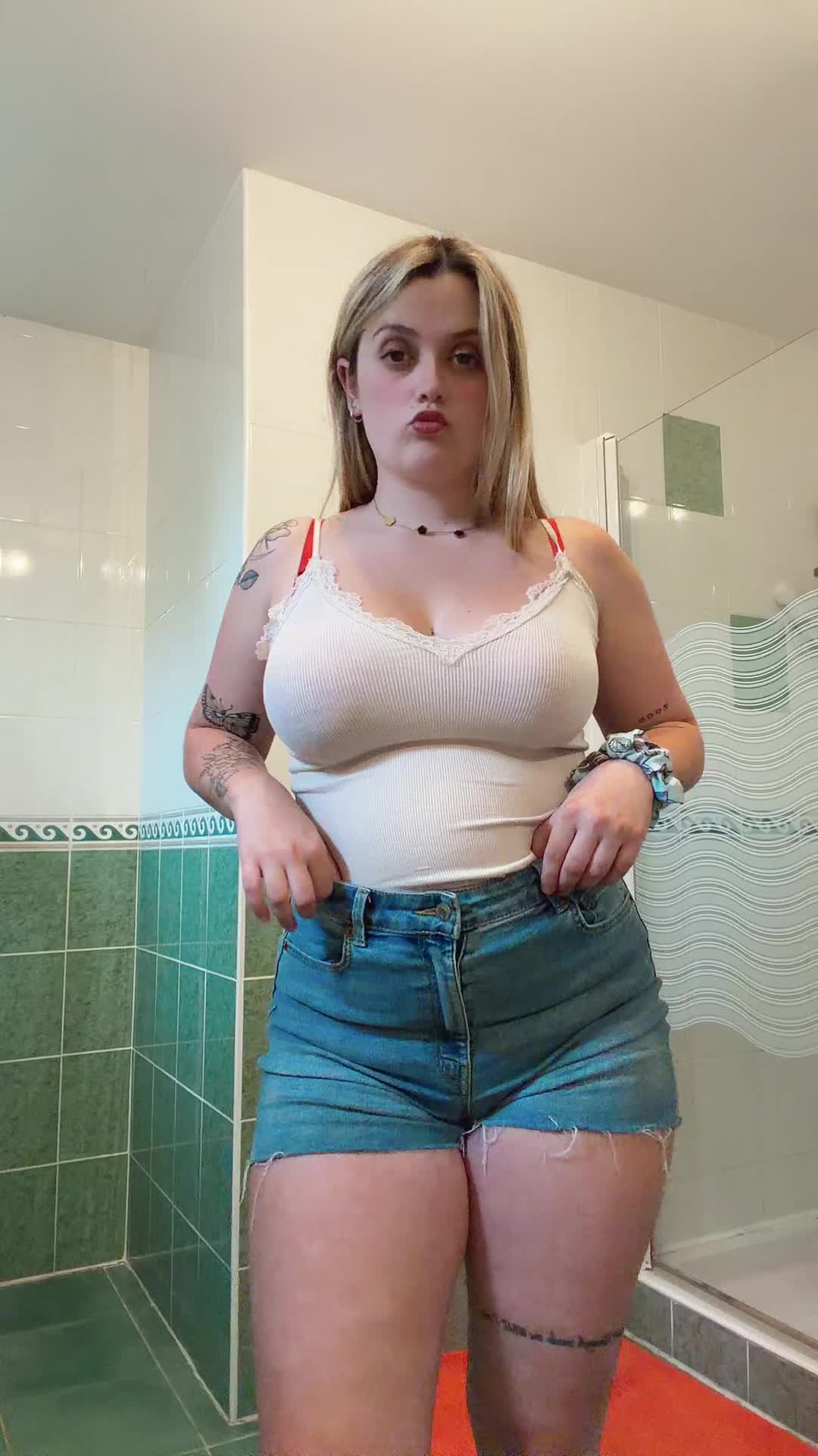 @juliecid16
