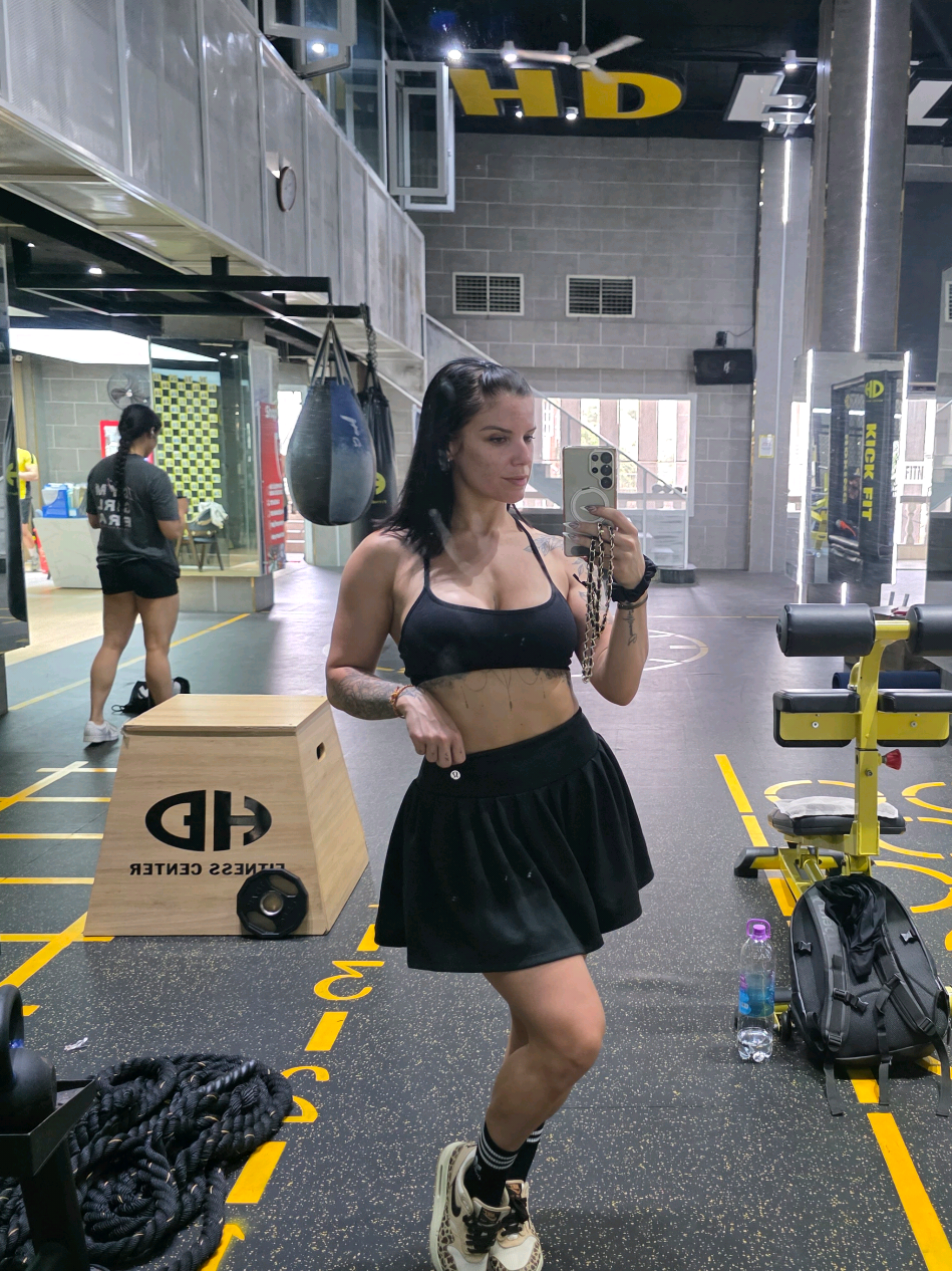 @Cyn_vixxen