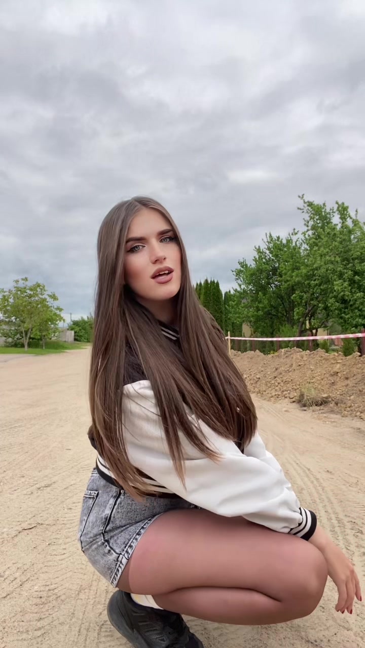 @𝒱𝐼𝒪𝐿𝐿𝐿𝒜