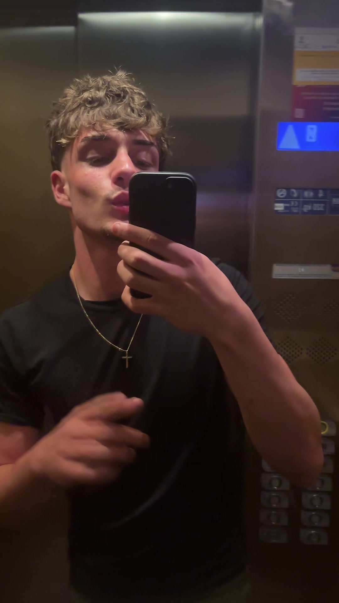 @alexguillamet