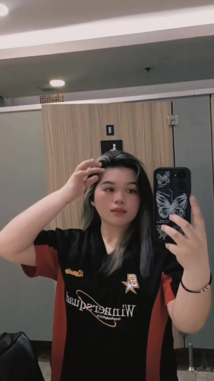 @hi_missviadnes
