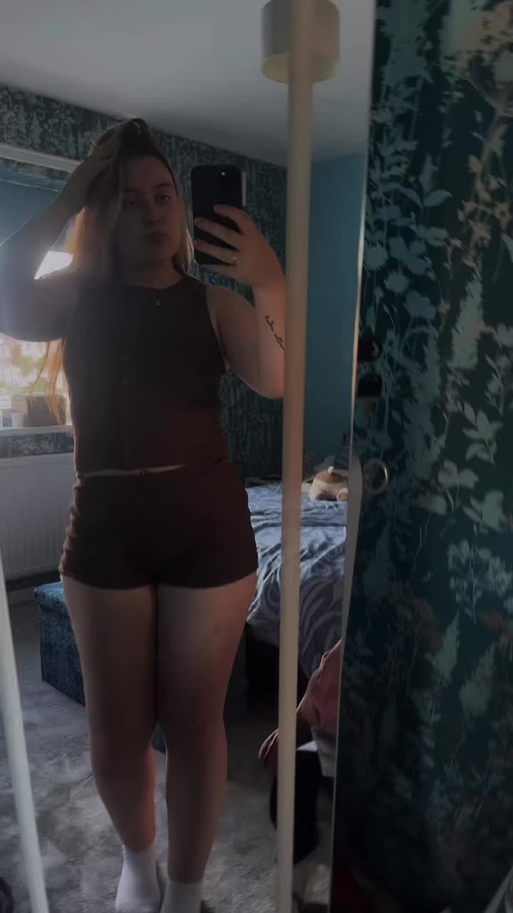 @𝓒𝓵𝓸🍒
