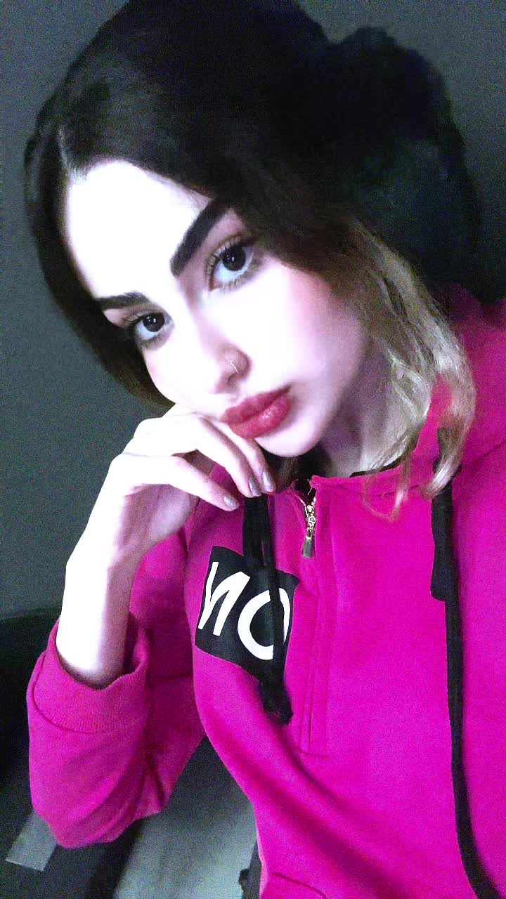 @Mahdie💕