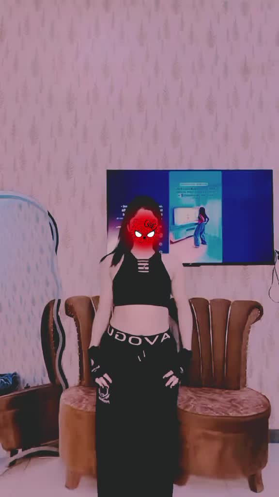 @Aroob💫