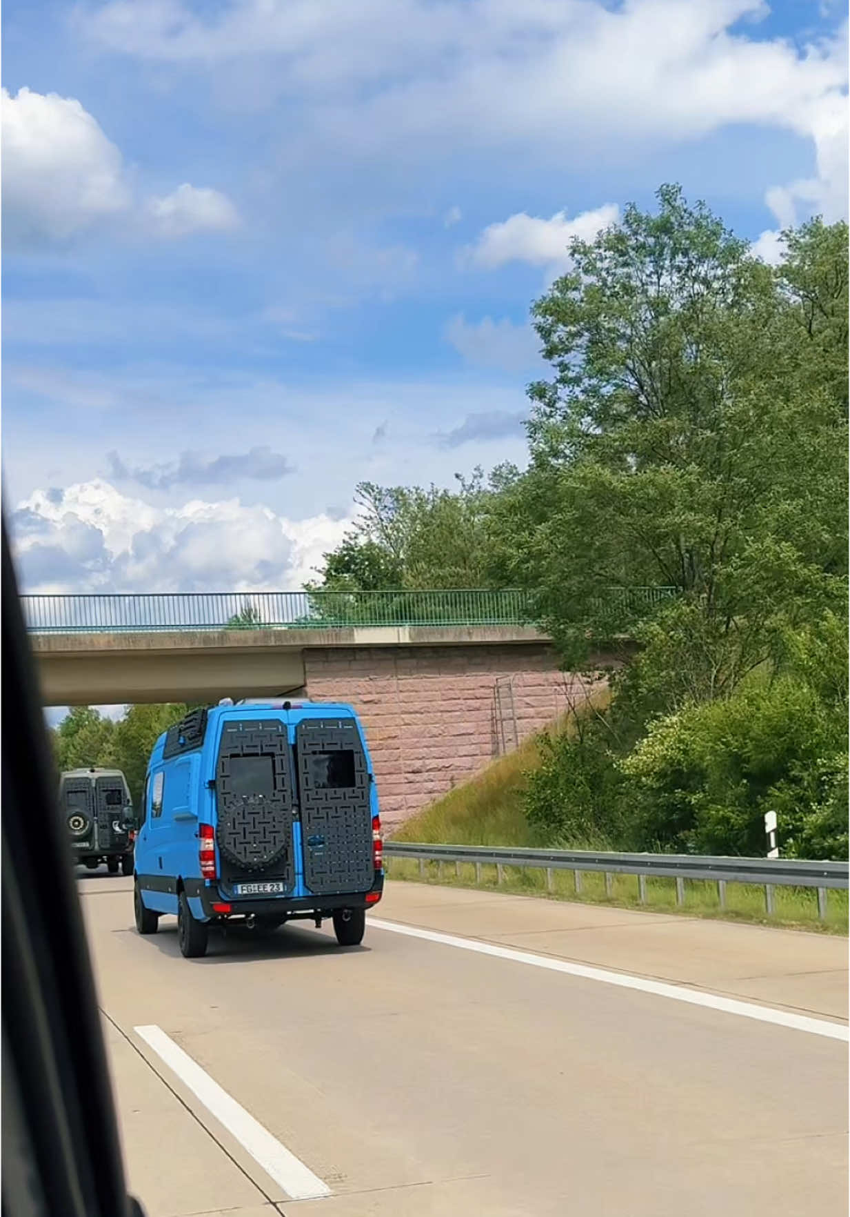@hoerbert_campervan