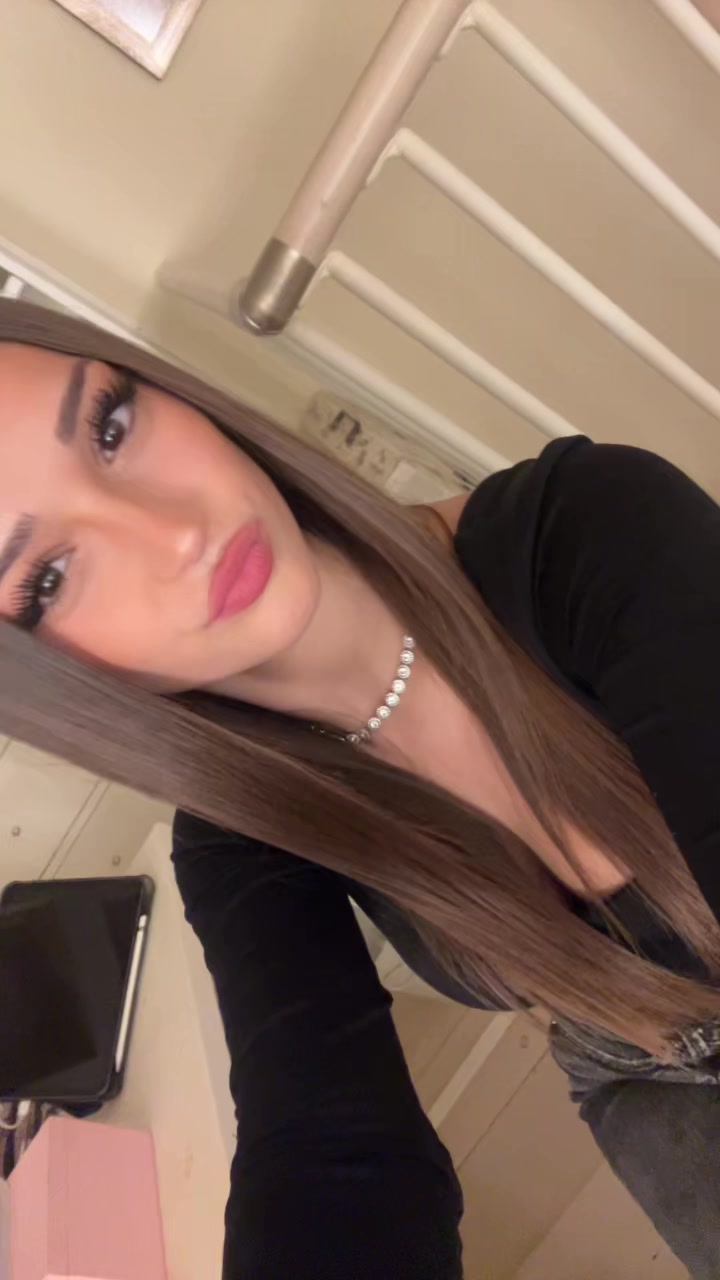 @👸🏻