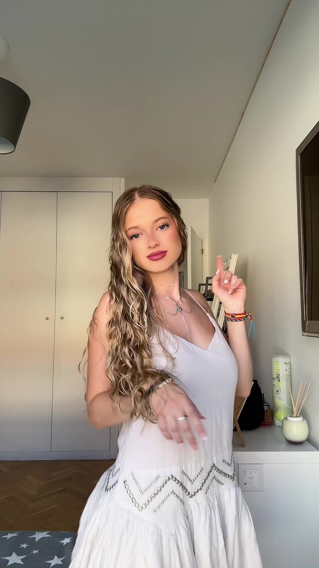 @ainara